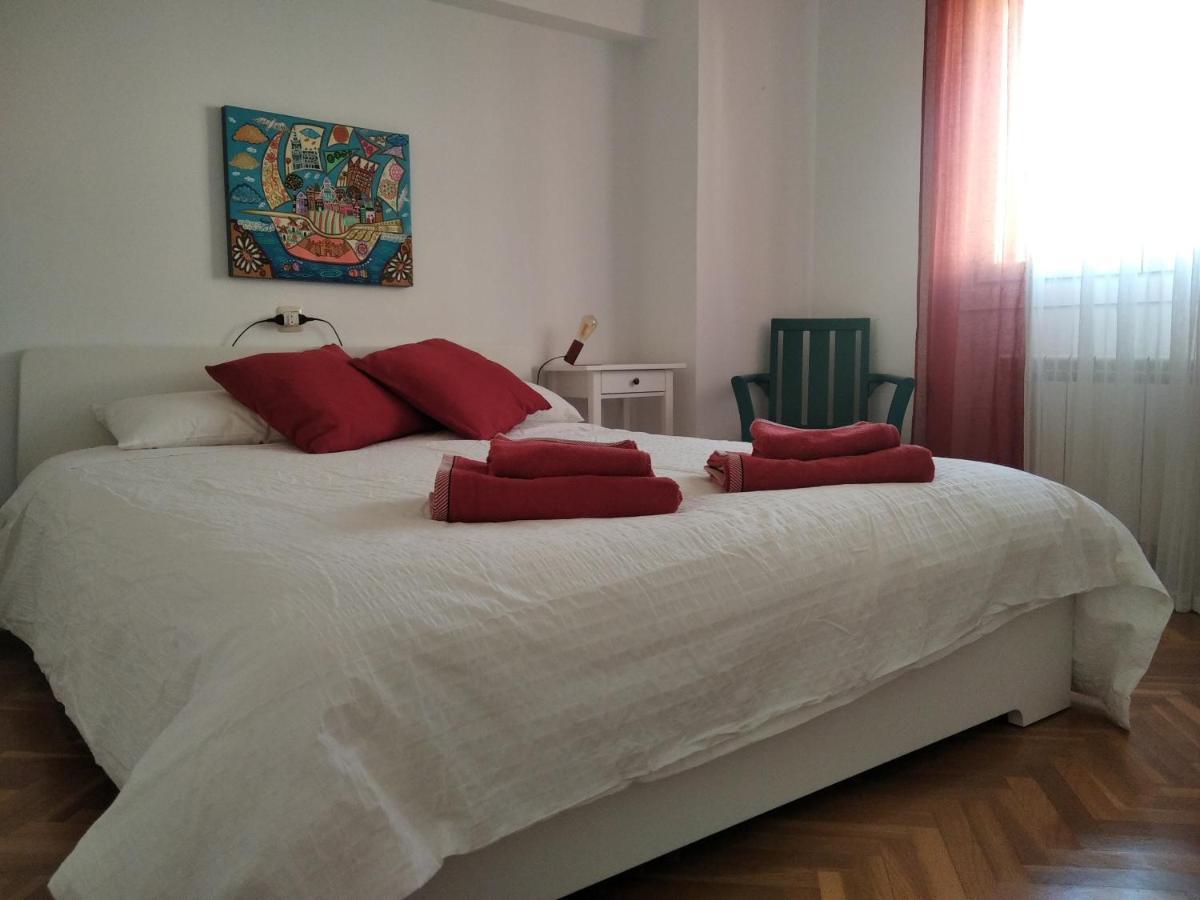 Casa Paseo Del Tajo-Con Parking Gratis Appartement Toledo Buitenkant foto